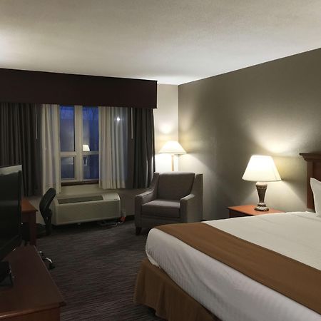 Best Western Gateway Adirondack Inn Utica Extérieur photo