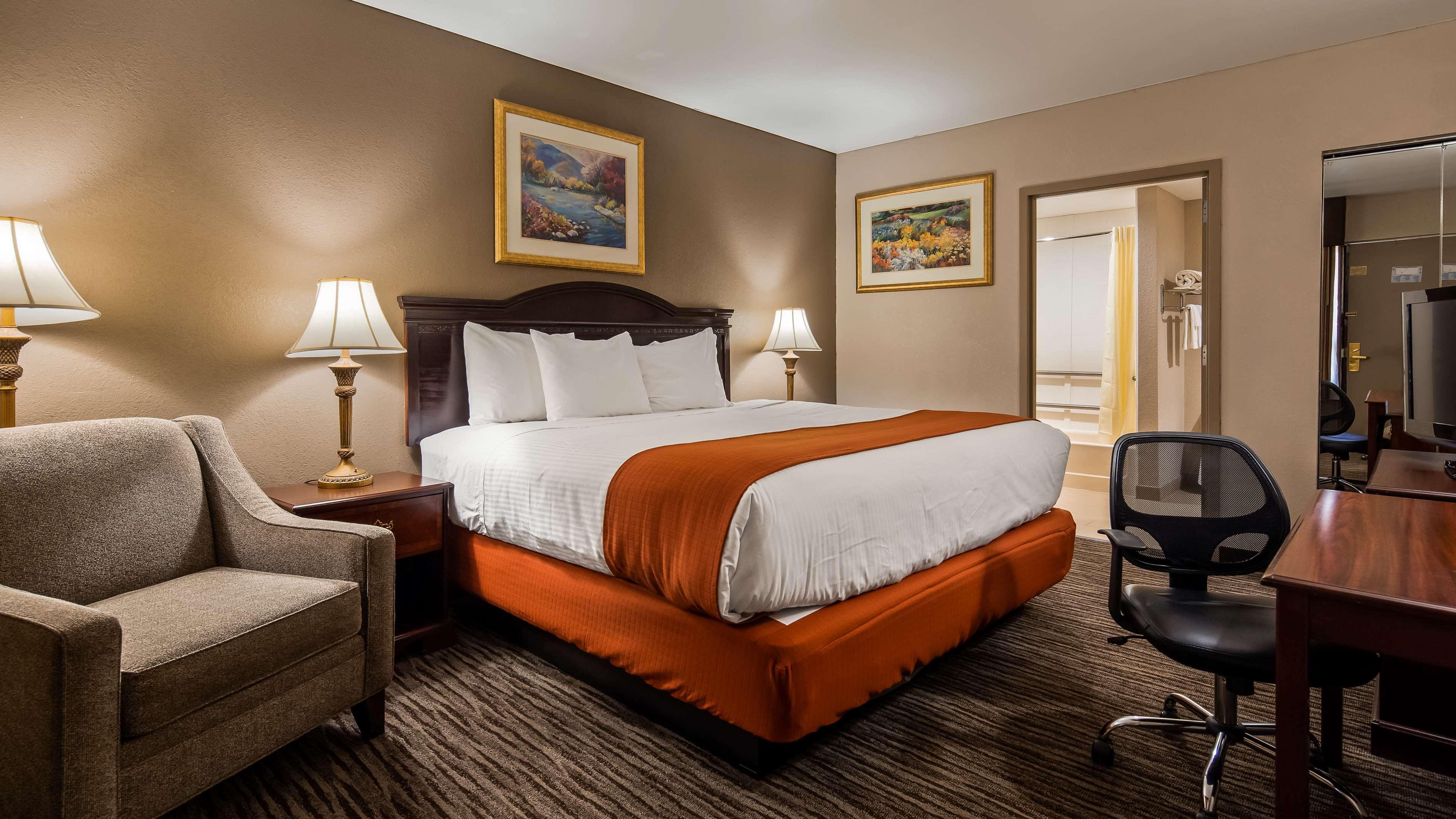 Best Western Gateway Adirondack Inn Utica Extérieur photo
