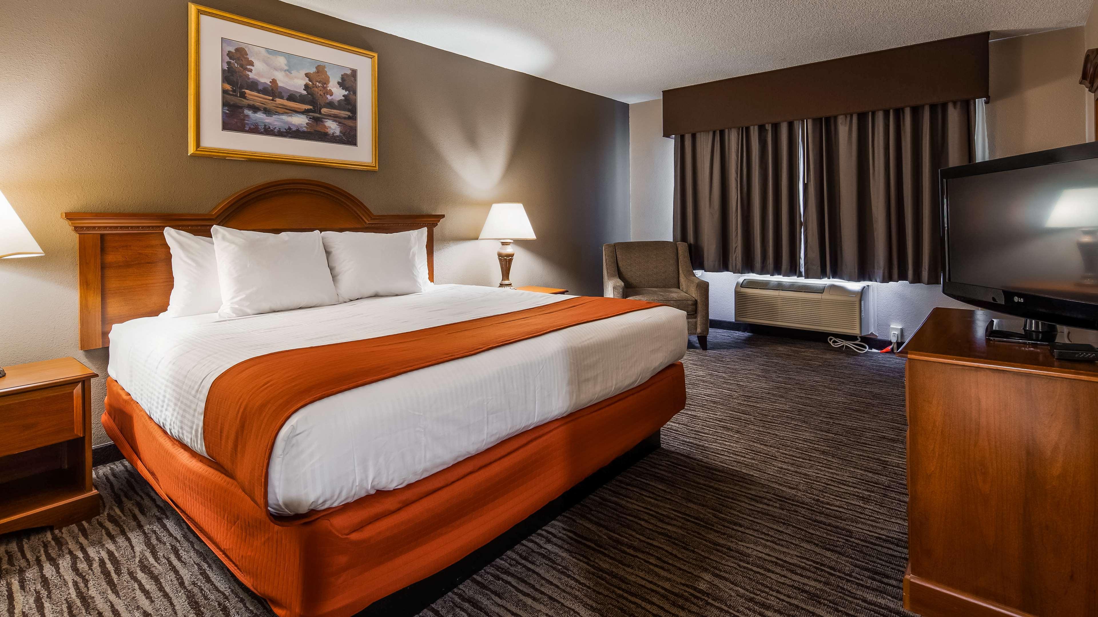 Best Western Gateway Adirondack Inn Utica Extérieur photo