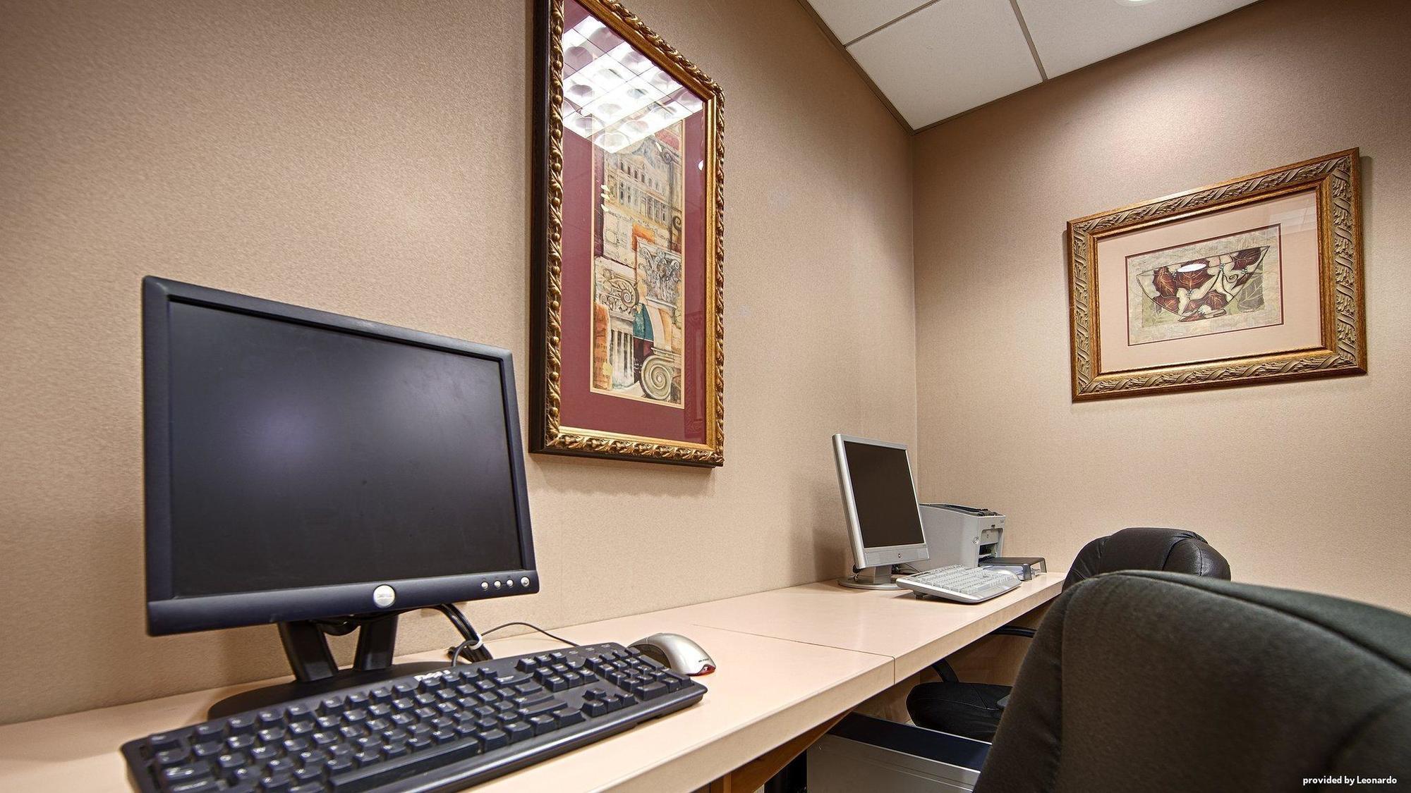 Best Western Gateway Adirondack Inn Utica Extérieur photo