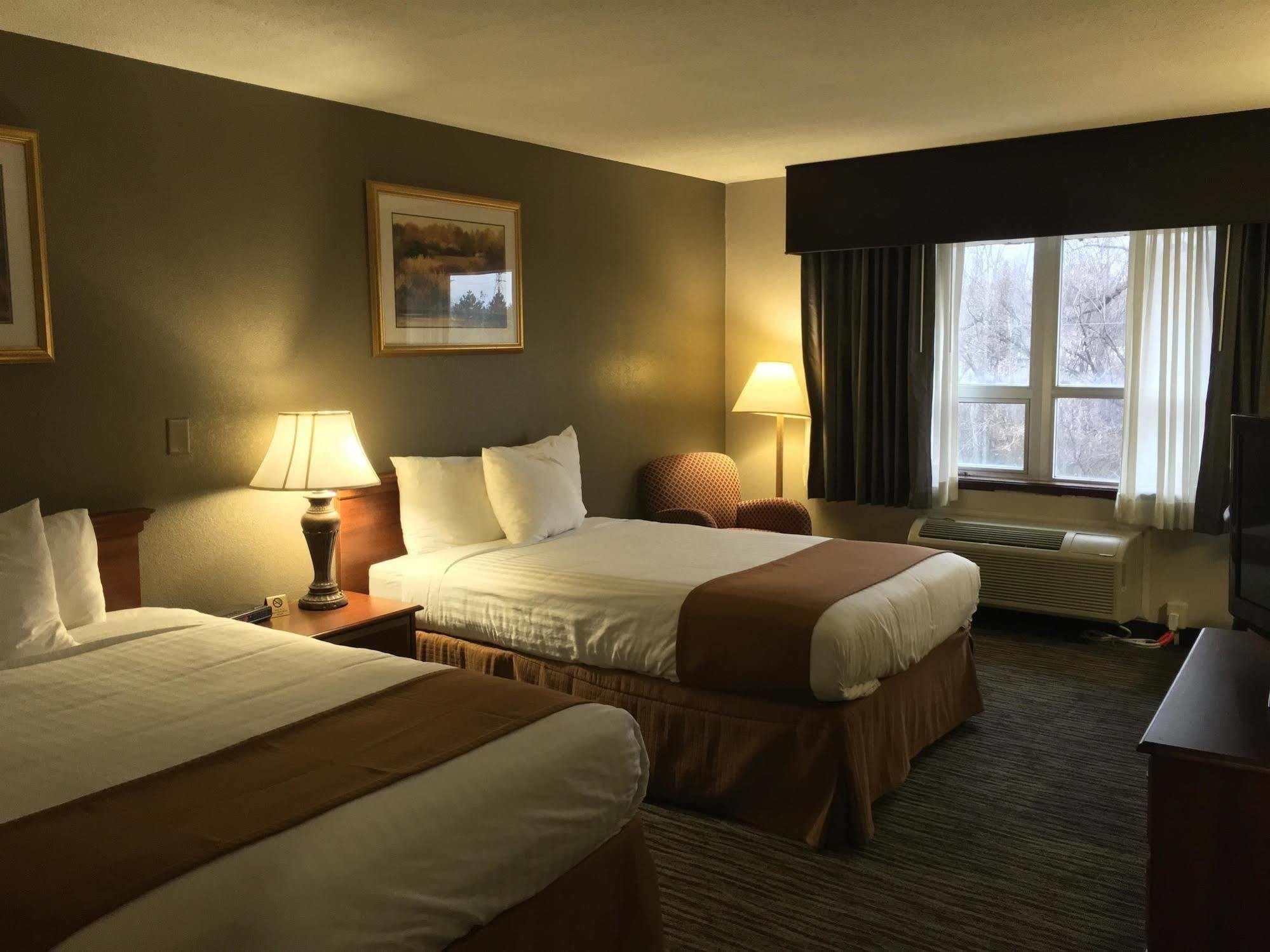 Best Western Gateway Adirondack Inn Utica Extérieur photo