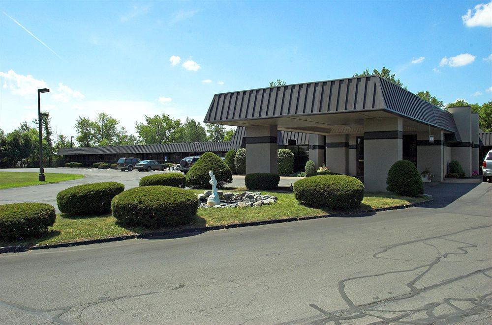 Best Western Gateway Adirondack Inn Utica Extérieur photo