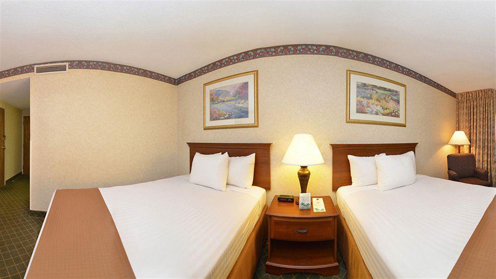 Best Western Gateway Adirondack Inn Utica Extérieur photo